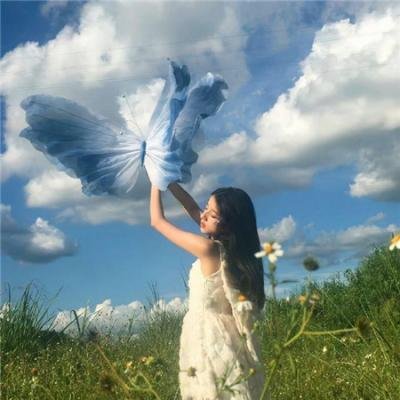 送报女孩